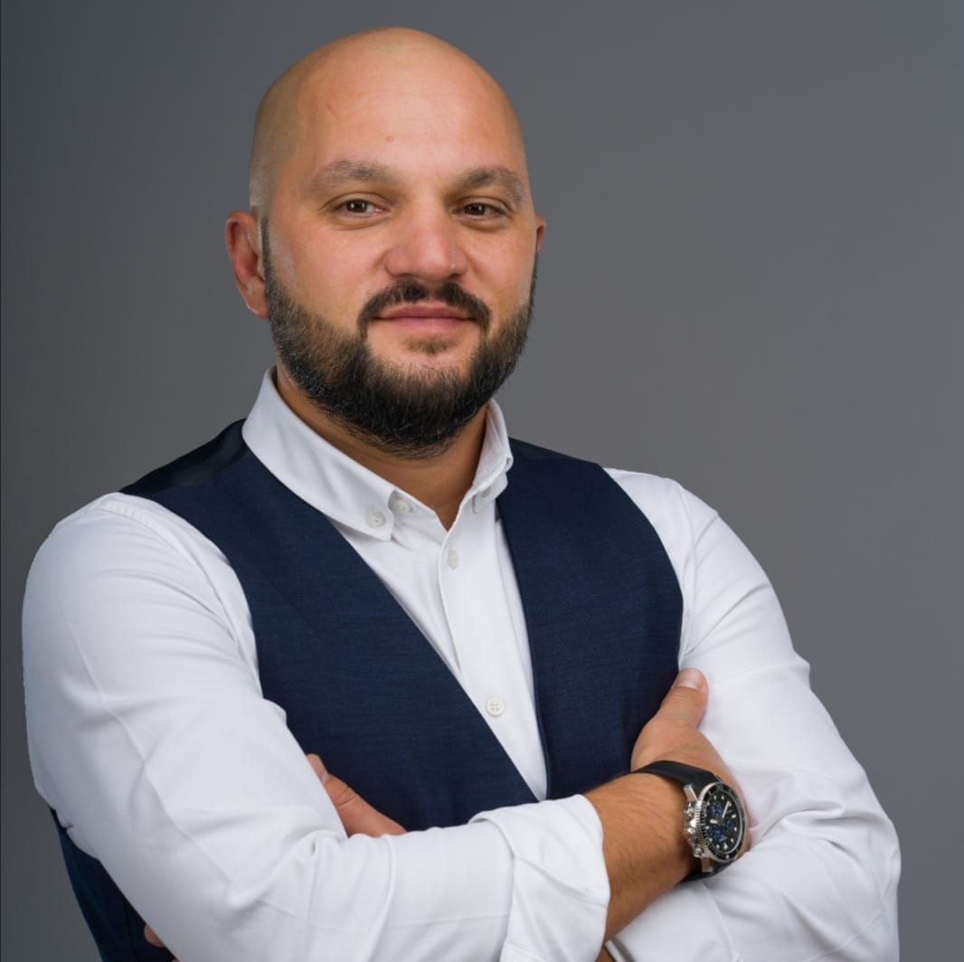 Cornel Morcov FAN Courier Speaker GPeC - Cel mai important Eveniment de E-Commerce si Marketing Online